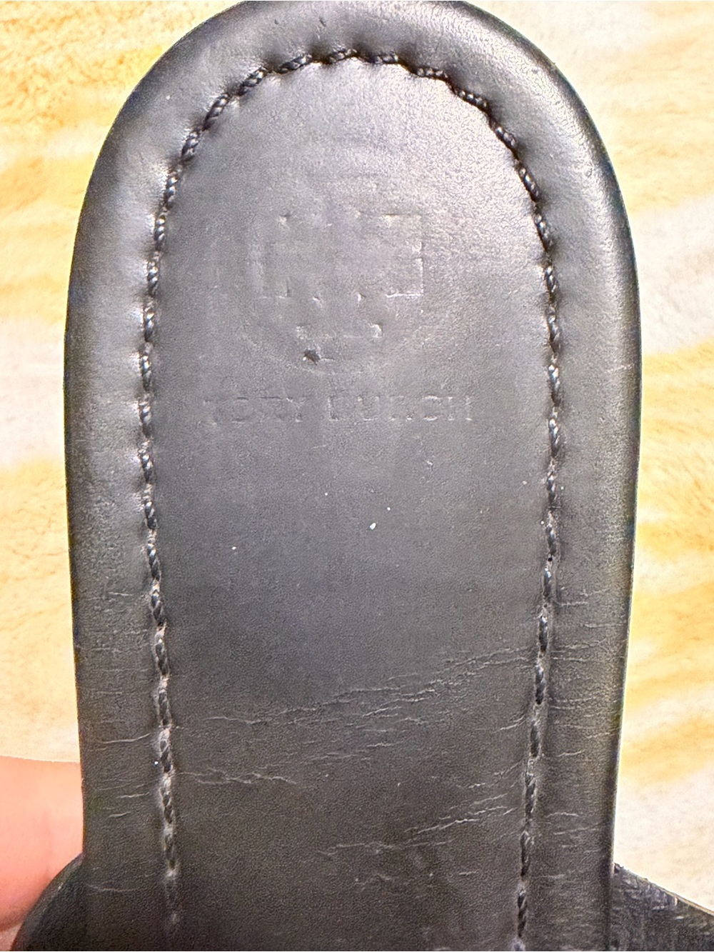 Tory Burch Black Leather Logo Thong Sandals size 10 - Picture 2 of 6